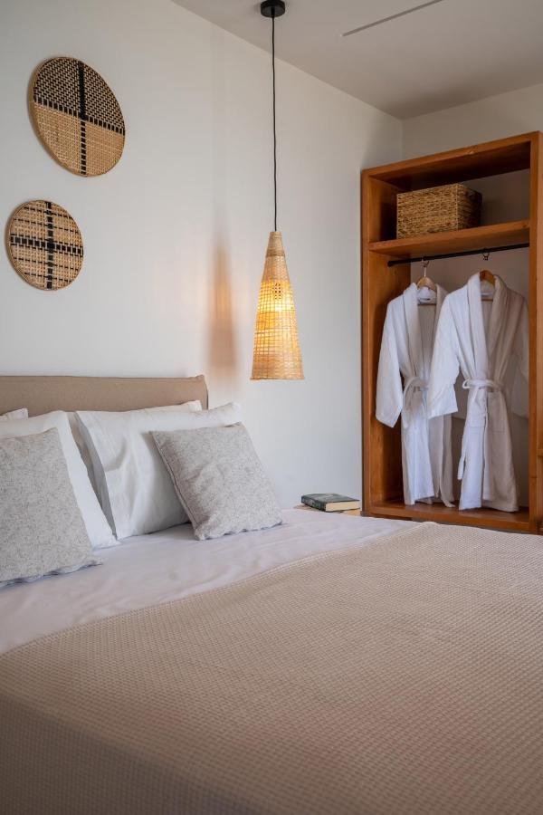 Thea Beachfront Suites In Lourdas Beach Лурдата Екстер'єр фото