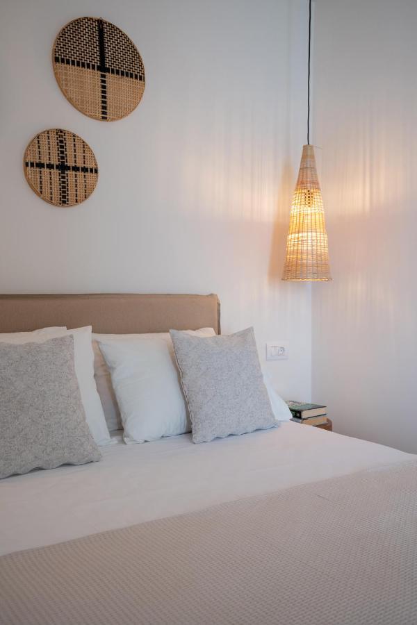 Thea Beachfront Suites In Lourdas Beach Лурдата Екстер'єр фото